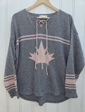 Cotton Country Canada Hockey Sweater Grey Pink Medium
